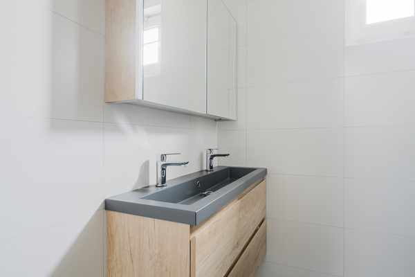 Medium property photo - Vingerhoedskruid 14, 3191 JN Hoogvliet Rotterdam